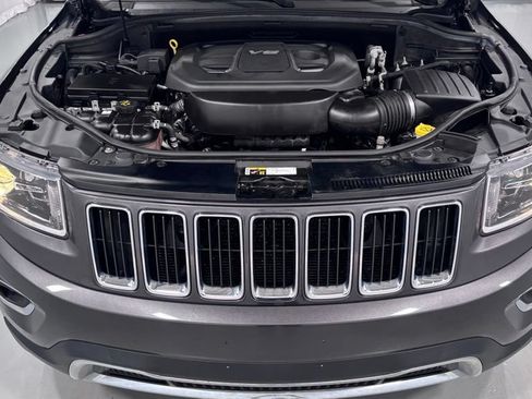 Used 2016 Jeep Grand Cherokee Limited AWD/4WD image 29