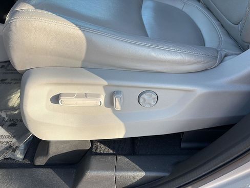 Certified 2024 Honda Odyssey EX-L image 6