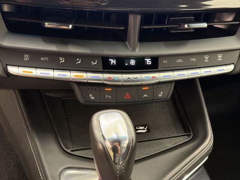 Used 2024 Cadillac CT4 Luxury w/ Sun And Sound Package RWD image 19
