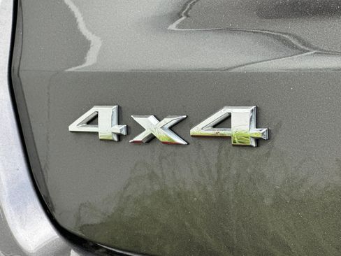 Used 2022 Jeep Compass Limited w/ Elite Group image 22