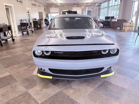 Used 2022 Dodge Challenger R/T Scat Pack image 3