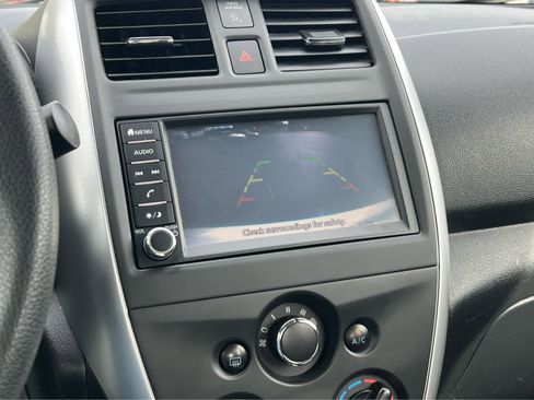 Used 2018 Nissan Versa SV FWD image 34
