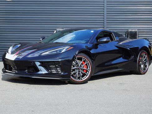 Used 2024 Chevrolet Corvette Stingray Preferred Conv w/ Z51 Performance Package RWD image 25
