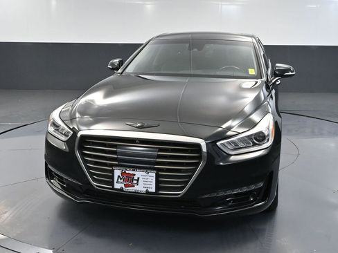 Used 2017 Genesis G90 3.3T Premium image 11