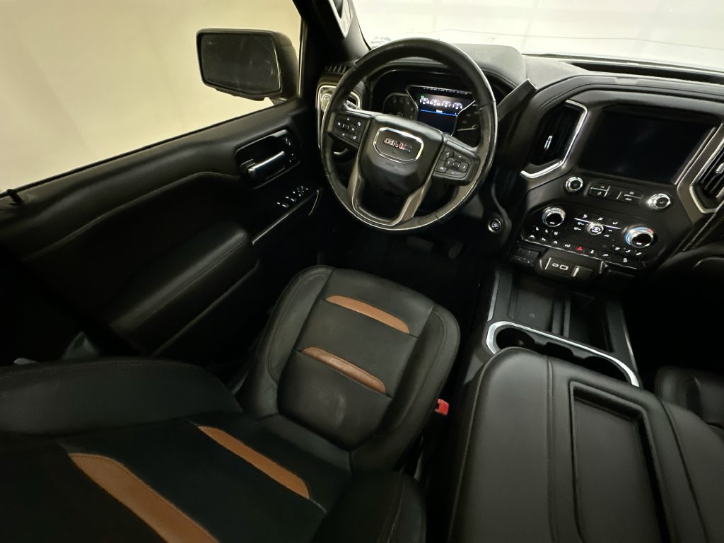 Used 2020 GMC Sierra 1500 AT4 w/ AT4 Premium Package AWD/4WD image 9