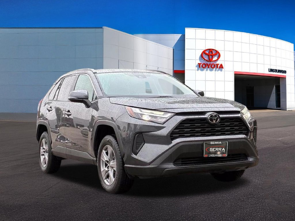 Used 2024 Toyota RAV4 XLE AWD/4WD image 9