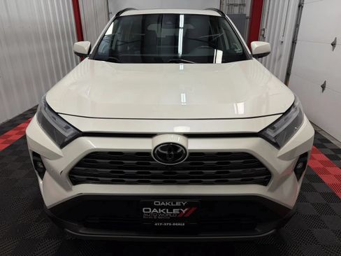 Used 2022 Toyota RAV4 Limited AWD/4WD image 7