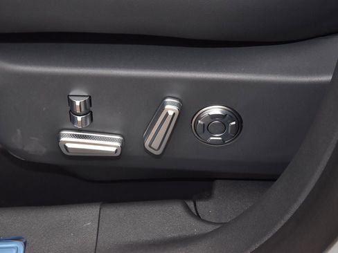 New 2026 Lincoln Nautilus Reserve AWD/4WD image 42