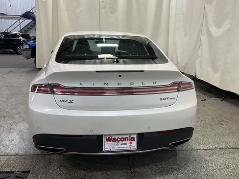 Used 2017 Lincoln MKZ Reserve AWD/4WD image 4