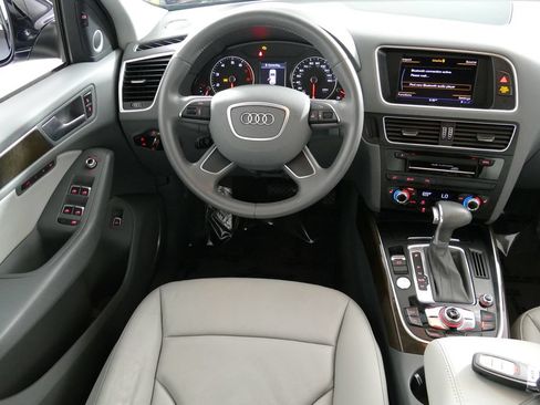 Used 2014 Audi Q5 2.0T Premium Plus w/ Premium Plus Package AWD/4WD image 25