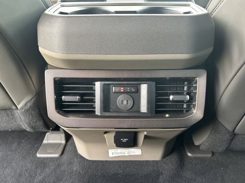 Used 2026 Ford F450 Platinum w/ Platinum Plus Package AWD/4WD image 28