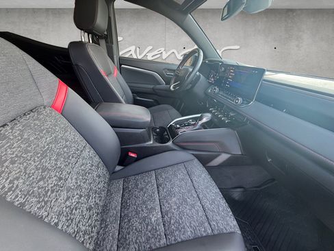 Certified 2024 Chevrolet Colorado Z71 w/ Z71 Convenience Package 2 image 25