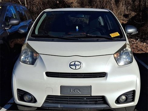 Used 2012 Scion iQ image 2