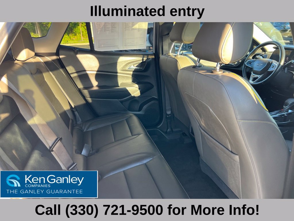 Used 2025 Chevrolet Trax ACTIV w/ Sunroof Package FWD image 53