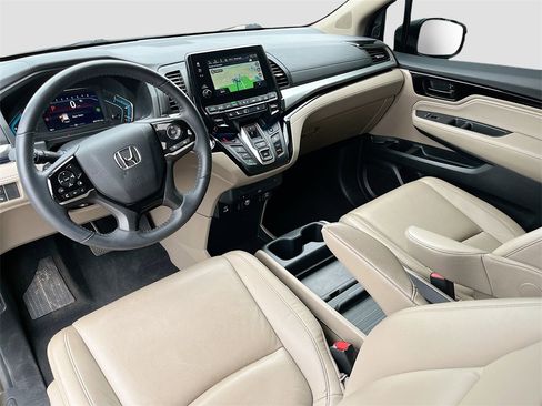 Used 2023 Honda Odyssey Touring image 24