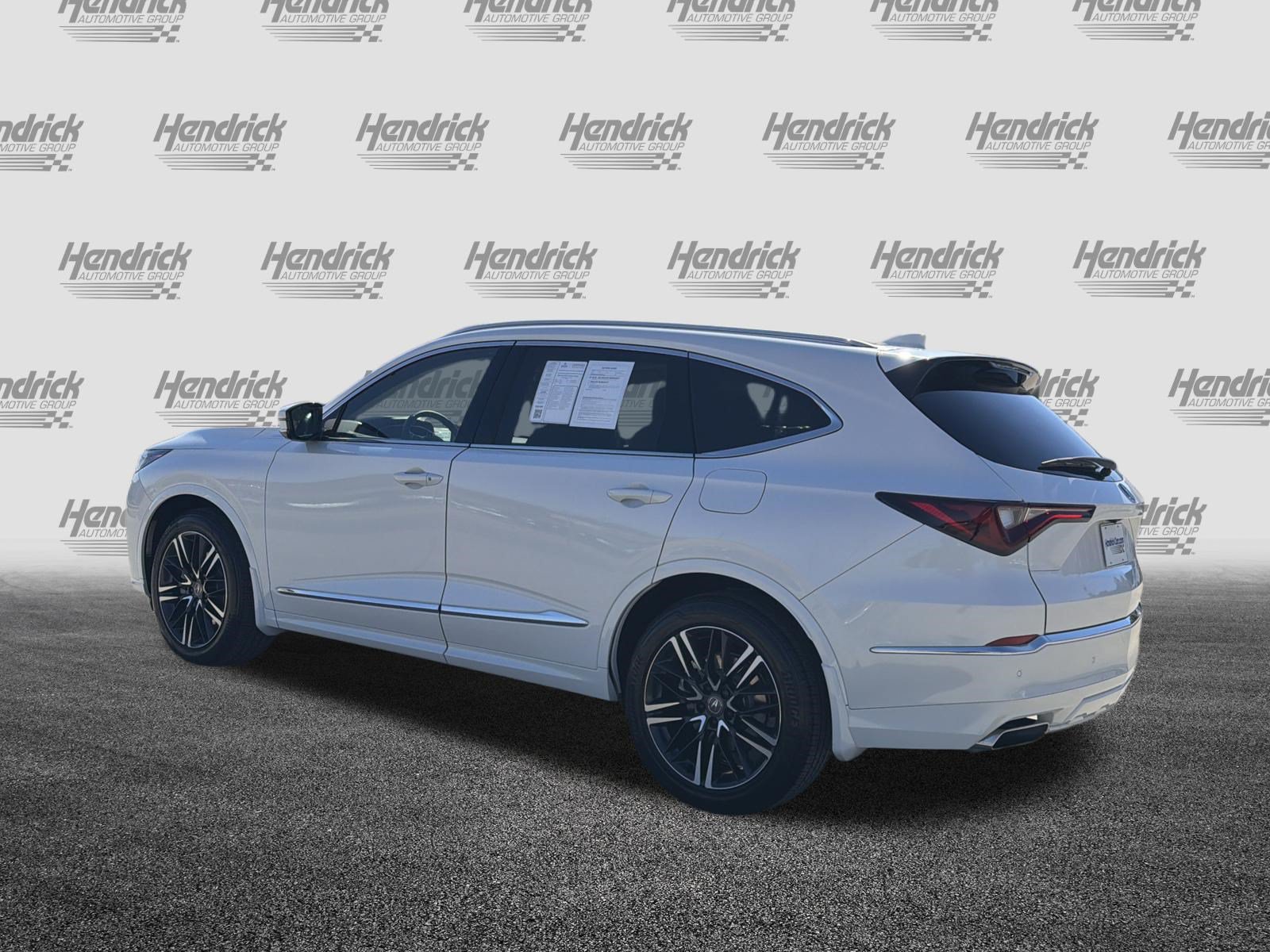 Certified 2026 Acura MDX w/ Advance Package AWD/4WD image 8
