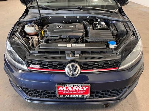 Used 2019 Volkswagen GTI SE image 9