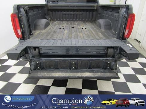 Used 2020 GMC Sierra 2500 Denali w/ Denali Ultimate Package AWD/4WD image 22