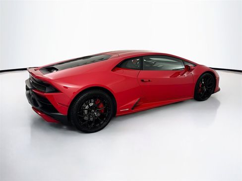 Used 2022 Lamborghini Huracan EVO image 5