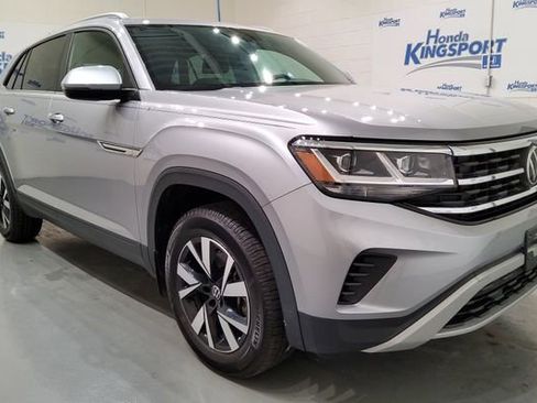 Used 2021 Volkswagen Atlas Cross Sport SE image 9