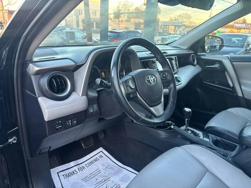 Used 2016 Toyota RAV4 Limited image 14