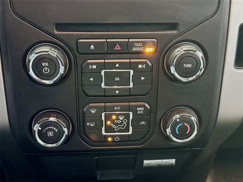 Used 2014 Ford F150 XLT w/ Equipment Group 302A Luxury image 16