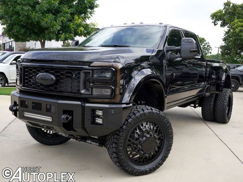 Used 2026 Ford F450 Platinum w/ FX4 Off-Road Package AWD/4WD image 1