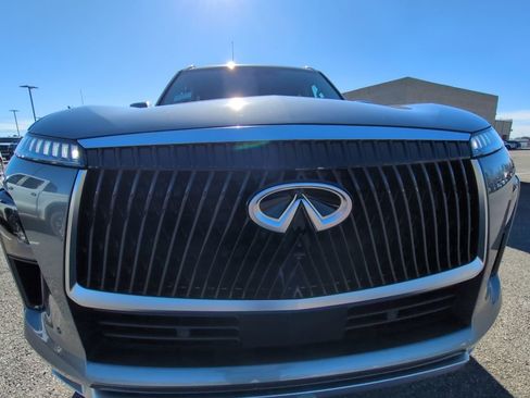 Used 2026 INFINITI QX80 Luxe w/ Cargo Package image 3