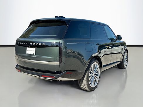 New 2025 Land Rover Range Rover SE image 5