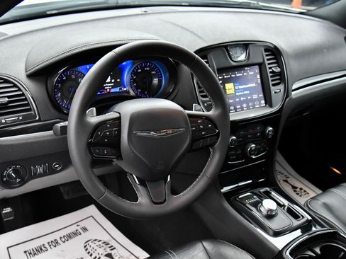 Used 2023 Chrysler 300 S image 16