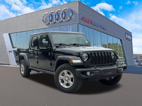 Used 2021 Jeep Gladiator Sport image 1