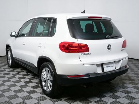 Used 2014 Volkswagen Tiguan SE image 24