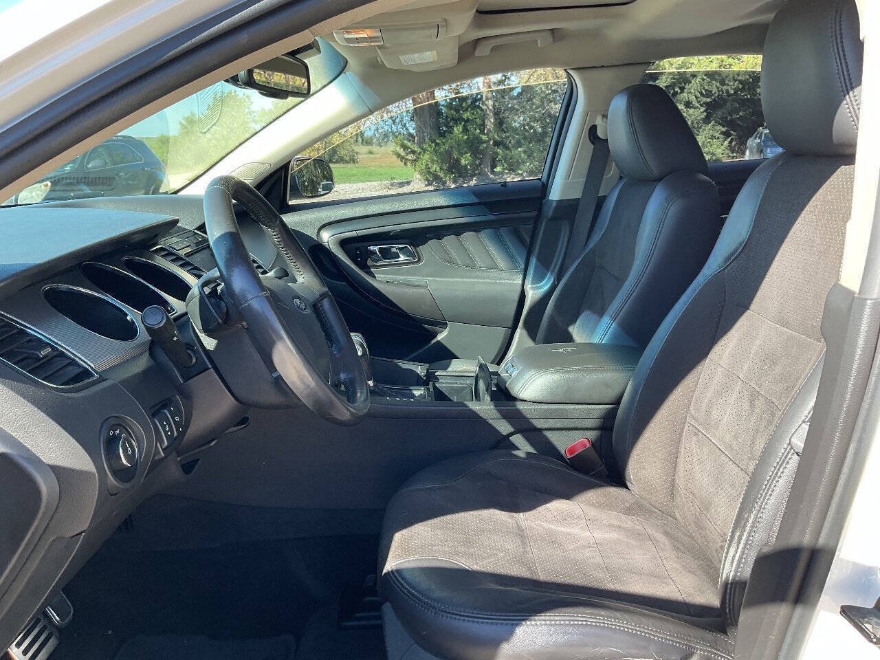 Used 2011 Ford Taurus SHO w/ 402A Rapid Spec Order Code AWD/4WD image 12