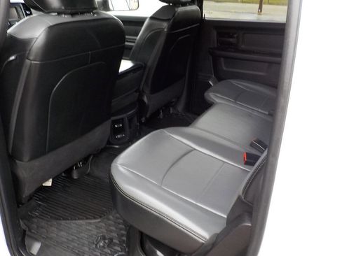 Used 2022 RAM 2500 Tradesman w/ Chrome Appearance Group image 23