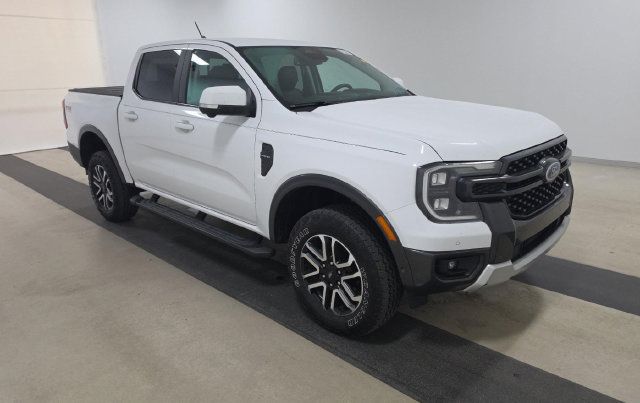 Used 2024 Ford Ranger Lariat w/ FX4 Off-Road Package AWD/4WD image 2