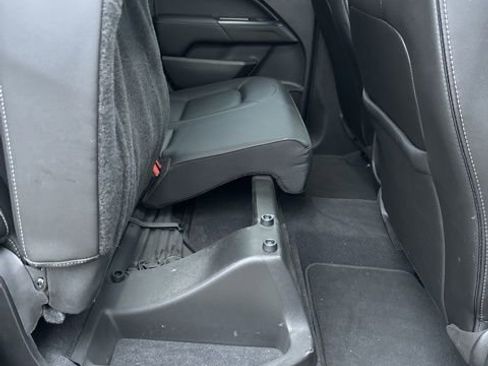 Used 2019 GMC Canyon SLT w/ Trailering Package image 39