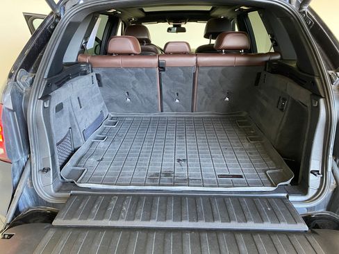 Used 2015 BMW X5 xDrive50i image 31