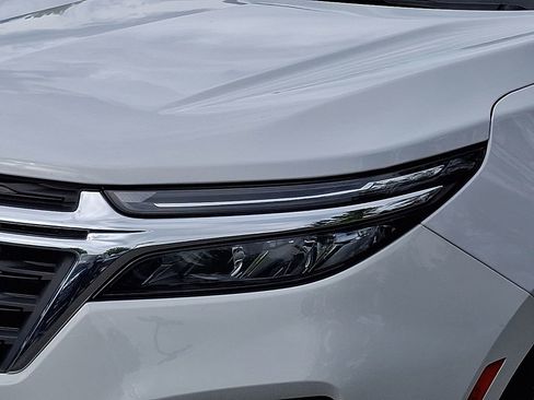 Certified 2023 Chevrolet Equinox LT AWD/4WD image 9