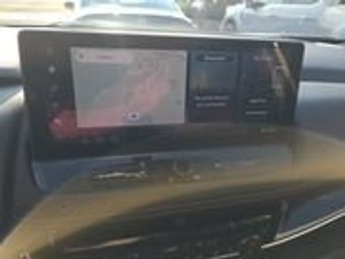 Used 2025 Nissan Rogue SL FWD image 9