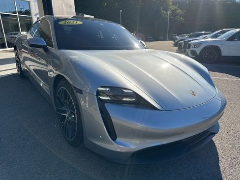 Used 2021 Porsche Taycan 4S image 7