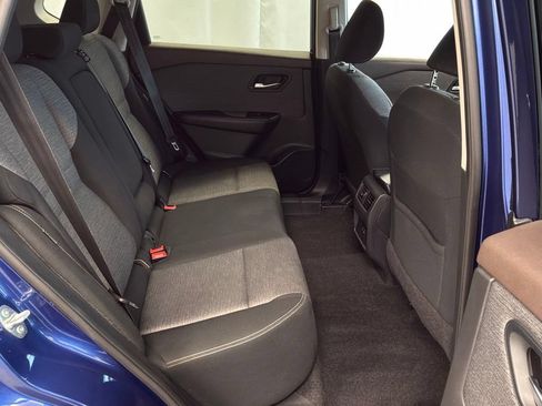 Used 2023 Nissan Rogue SV FWD image 28