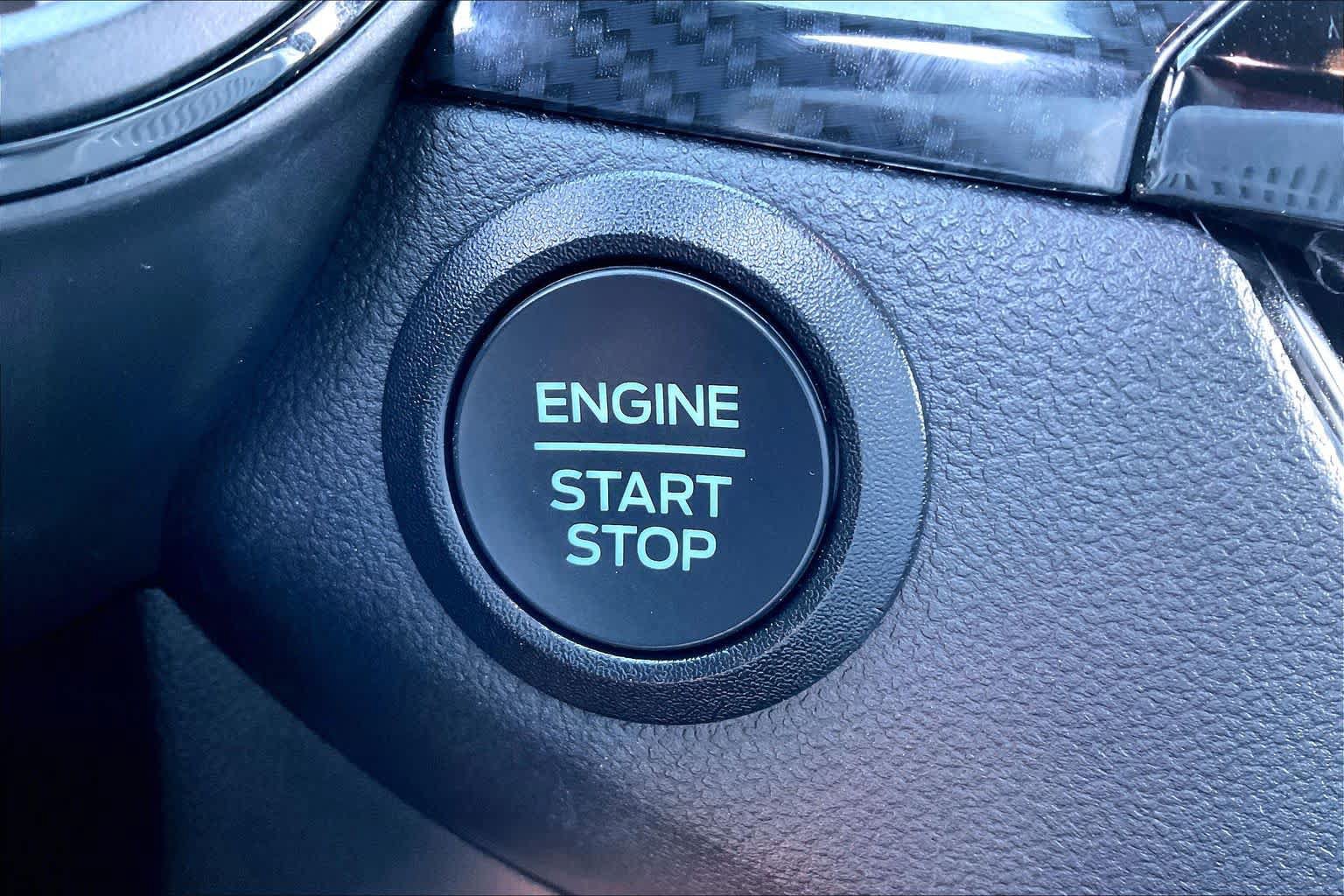 Used 2025 Ford Escape ST-Line FWD image 32