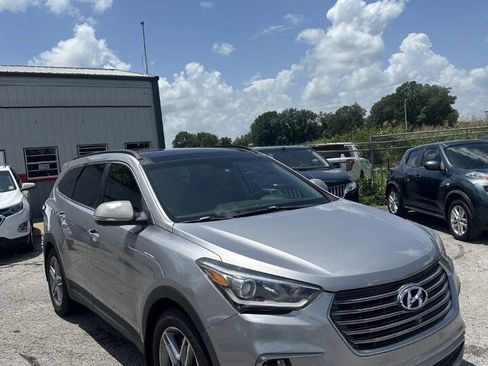 Used 2017 Hyundai Santa Fe FWD w/ Cargo Package image 3
