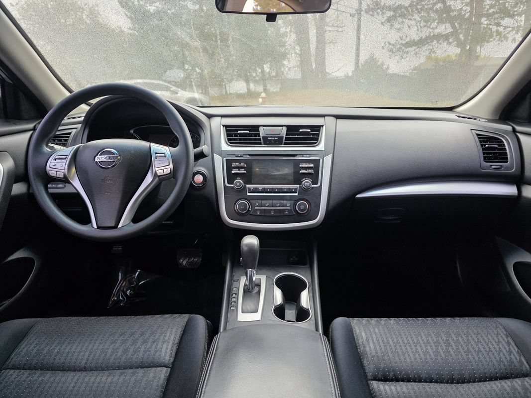 Used 2016 Nissan Altima 2.5 S w/ Power Driver Seat Package FWD image 23