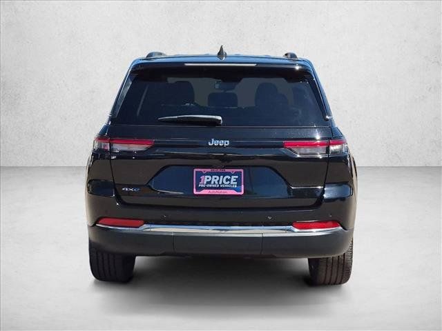 Used 2023 Jeep Grand Cherokee 4WD 4xe image 7