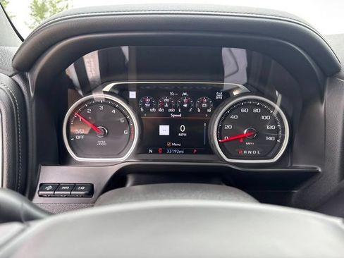Used 2021 Chevrolet Silverado 1500 High Country w/ Technology Package AWD/4WD image 4