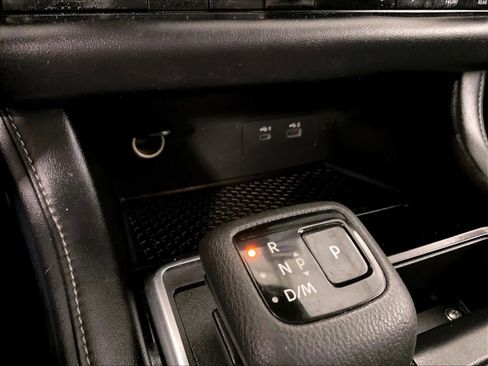 Certified 2024 Nissan Pathfinder SV image 26