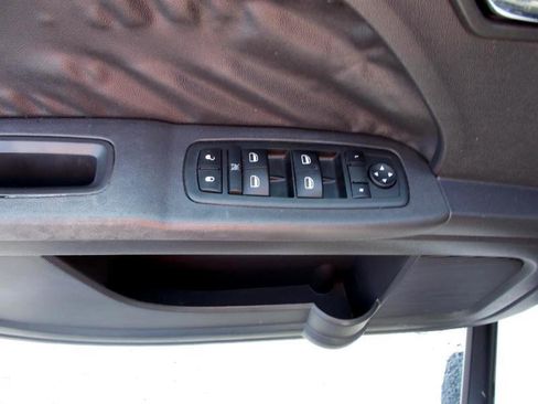 Used 2009 Dodge Journey SE image 28