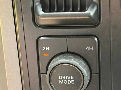 Used 2022 Ford F150 XLT w/ Equipment Group 302A High AWD/4WD image 16