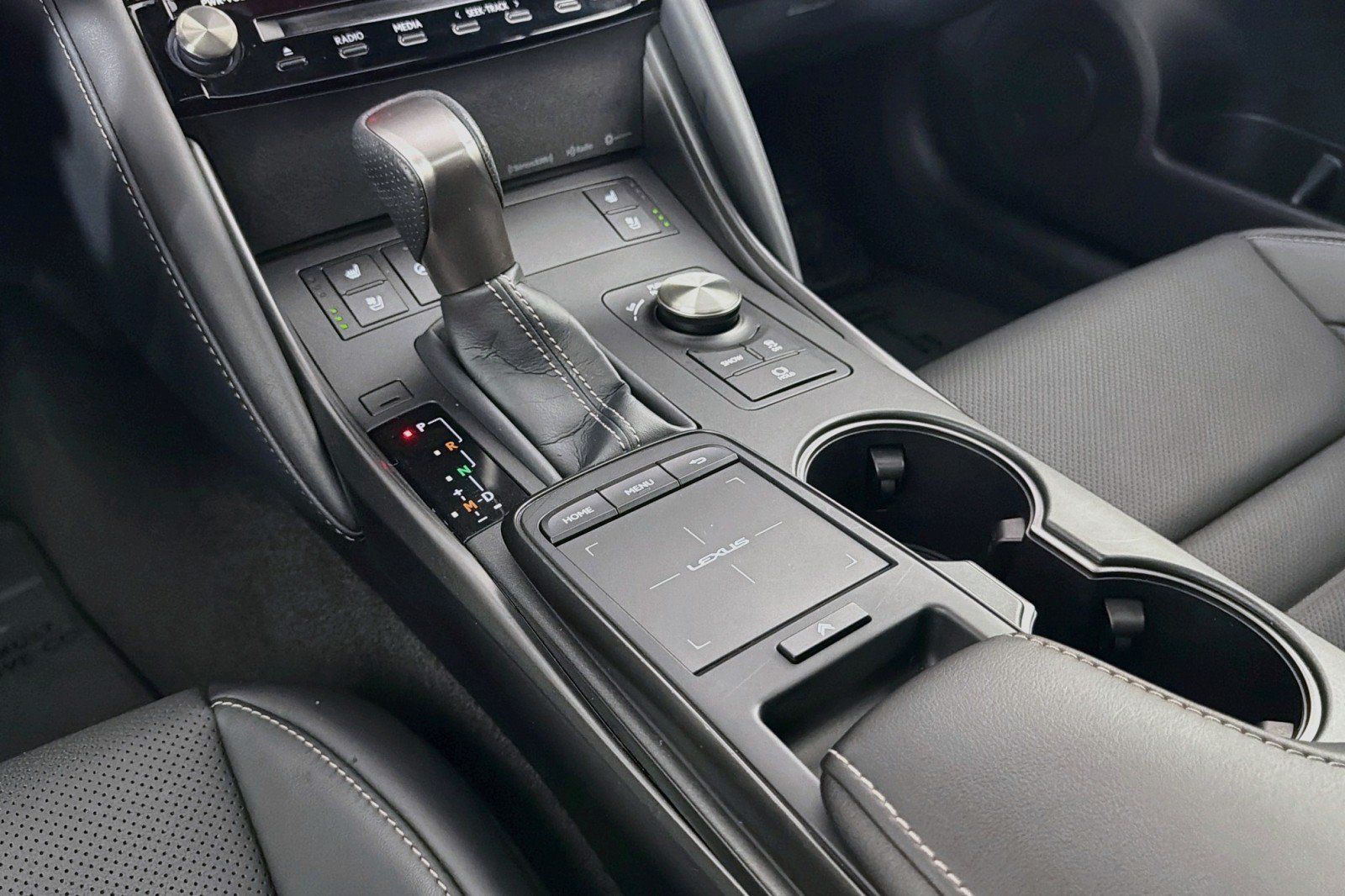 Used 2025 Lexus IS 350 F Sport RWD image 5